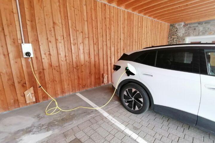 charging station for electric cars